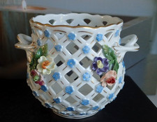 Dresden Potschappel Porzellan Durchbruchkörbchen Körbchen Prunkkorb Vase Blumen