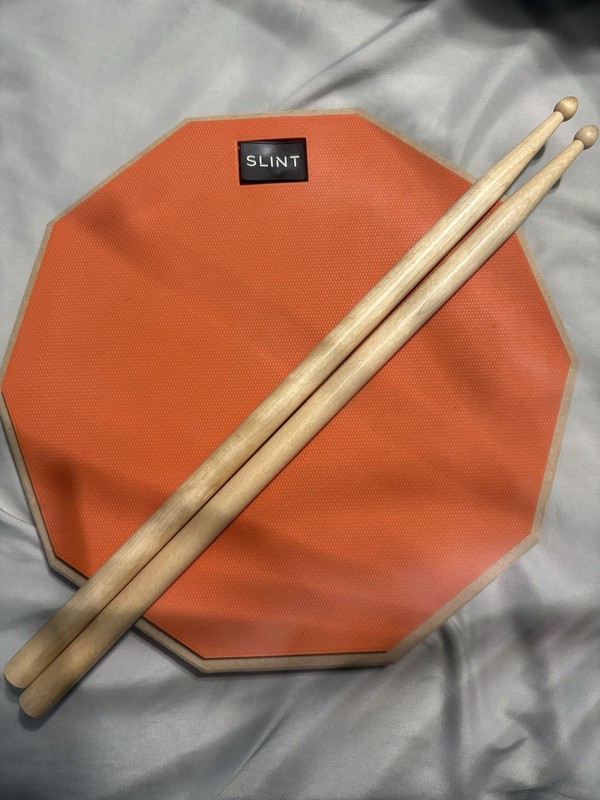 Slint Double-Sided Drum Practice Pad for Snare Drum, Anti-Skid, Drumsticks