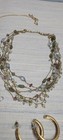 Lot Of Seven Women's/ Girls Vintage And Modern Style Costume Jewelry — photo 8
