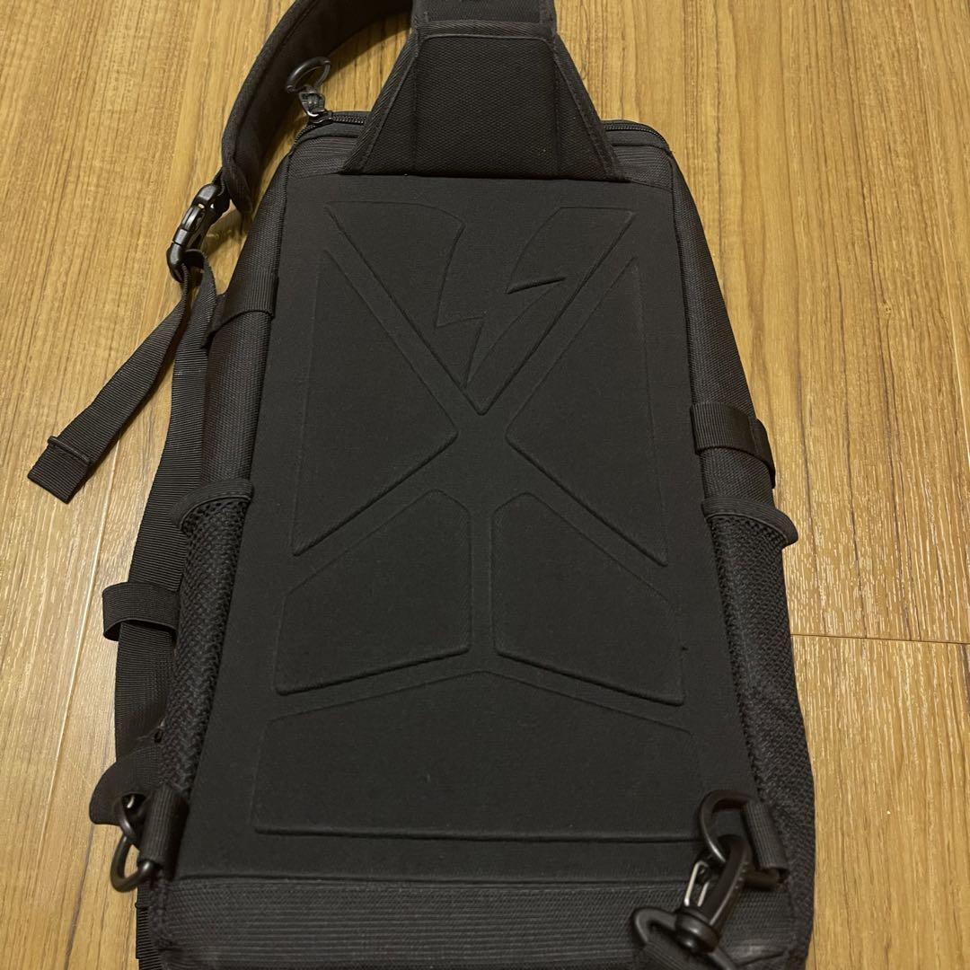 OAKLEY One-Shoulder Body Bag | eBay OAKLEY One-Shoulder Body Bag | eBay