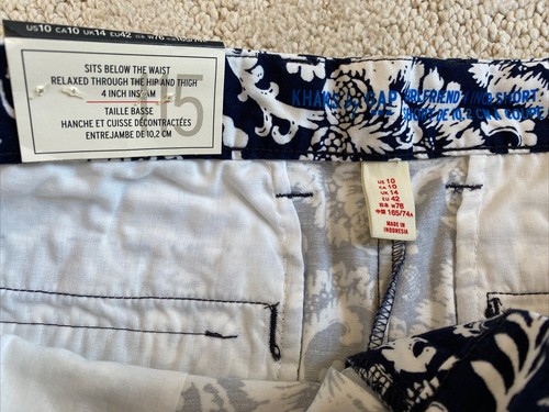 NWT Womens GAP 4 Inch Girlfriend Khaki Shorts Blue Floral - 661225(T3) - Size 10 - Picture 3 of 6