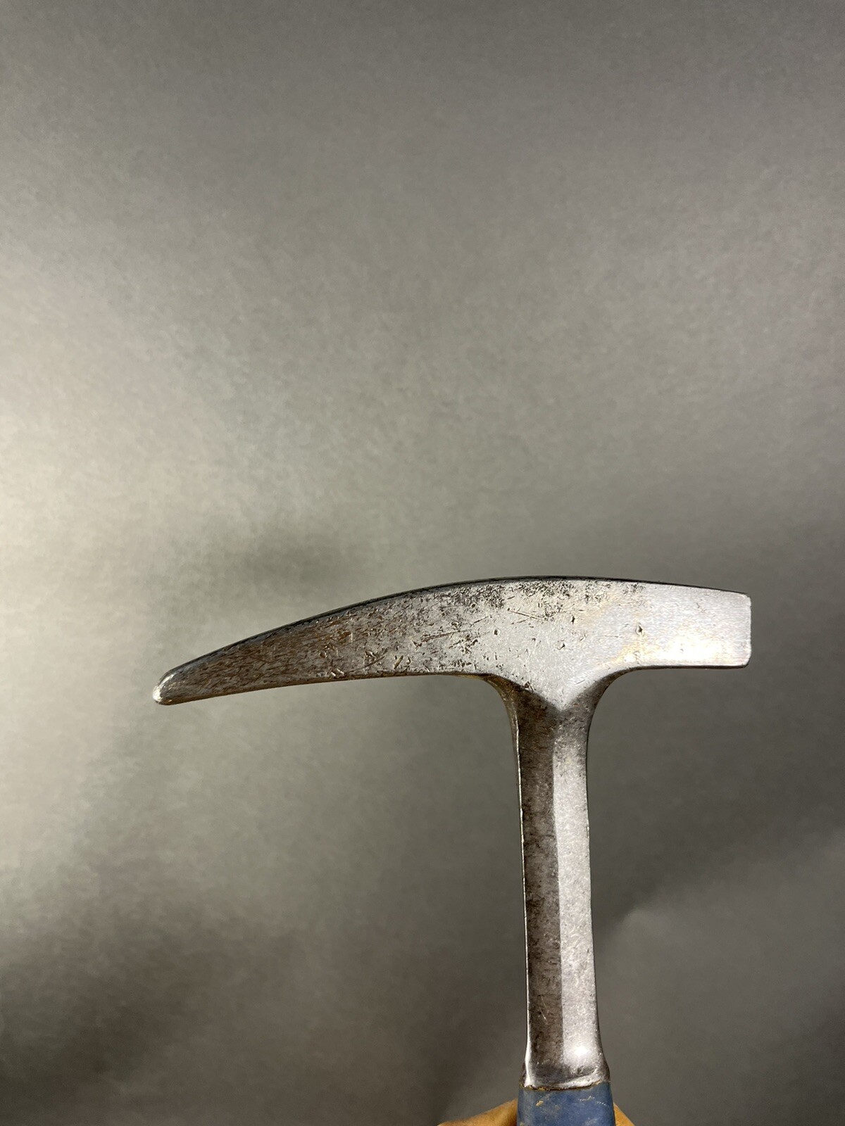 ESTWING E322P 22oz Pick Rock Hammer Geological Vinyl Soft Grip