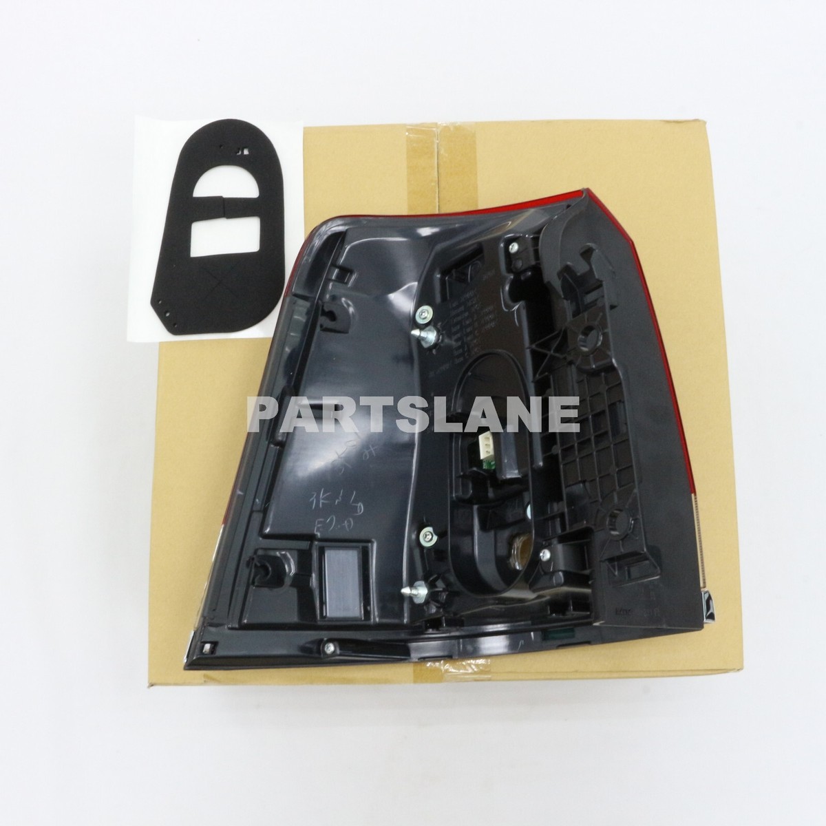 Yabuinu様用ページ 81551-60B70 Toyota OEM Genuine LENS & BODY RR | eBay