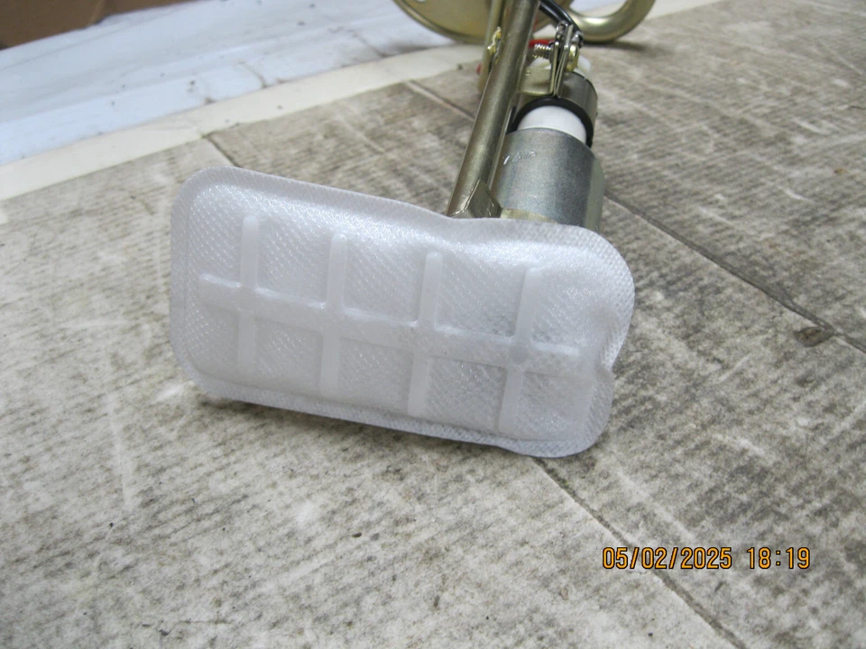 Fuel Pump Hanger Assembly CARQUEST HS2496287 Foto 3 de 4