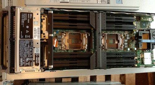 Dell Poweredge M630 blade-No proc., no ram,no hdds, no caddy.,with heat sinks - Picture 3 of 4