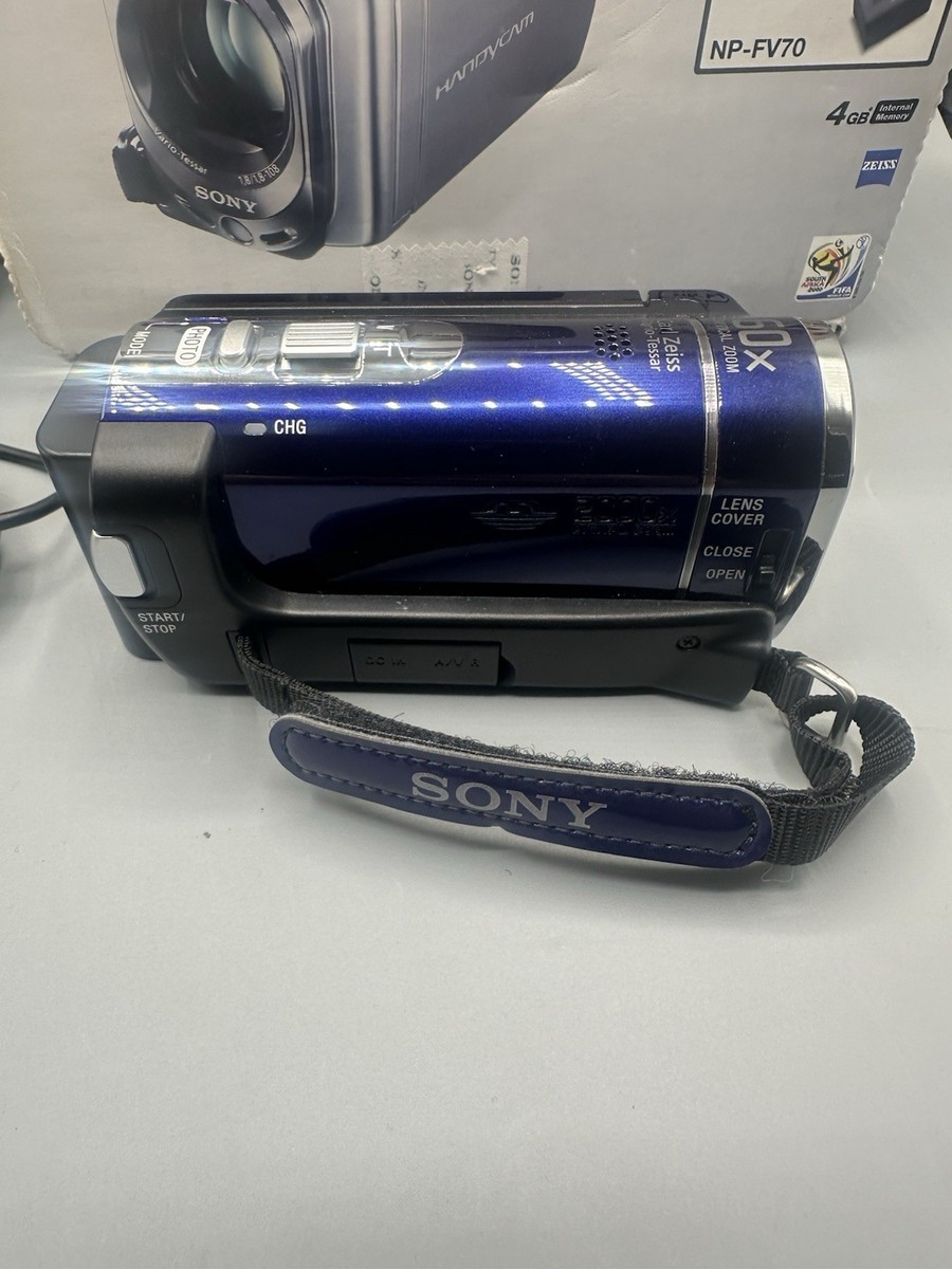 Sony DCR-SX44 Handycam Camcorder Blue,Charger,Battery,Box + 8GB