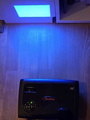 Geha DLP Compact 229 Projektor Beamer mit Fernbedienung Guter Zustand