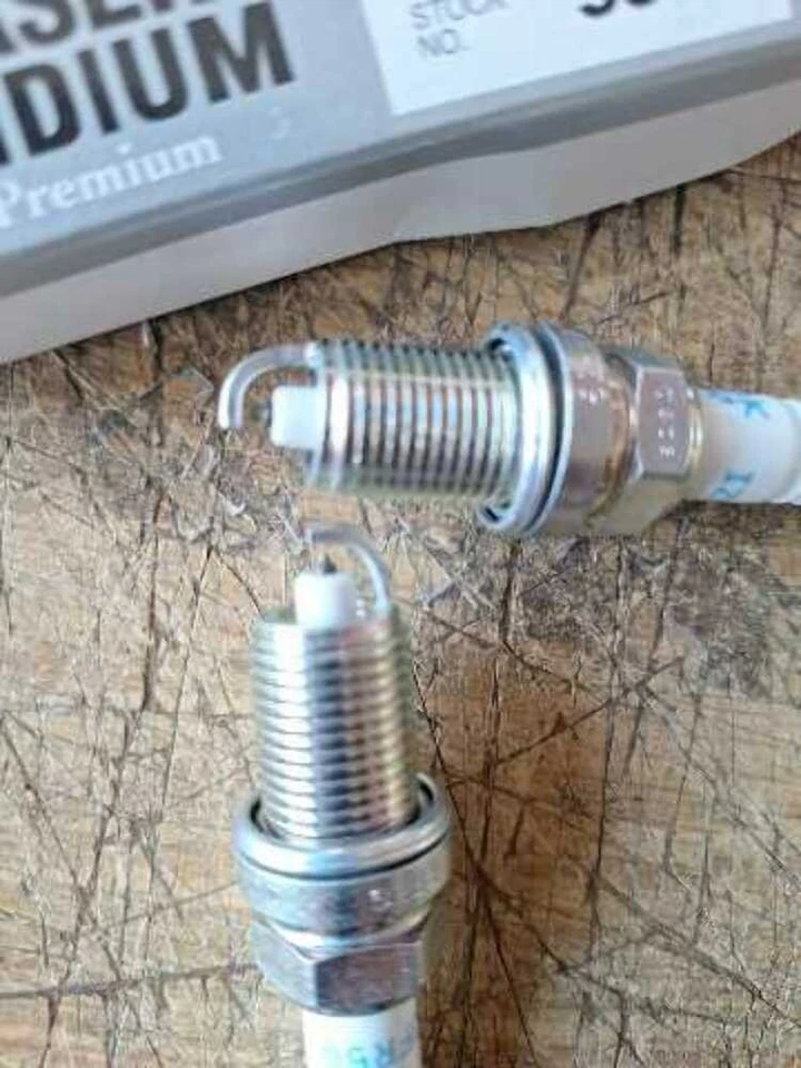 4PACK Mercury 75-80-90-115 DFI Spark Plug NGK IZFR5J #5899 Optimax 892567001 - Image 3 of 4