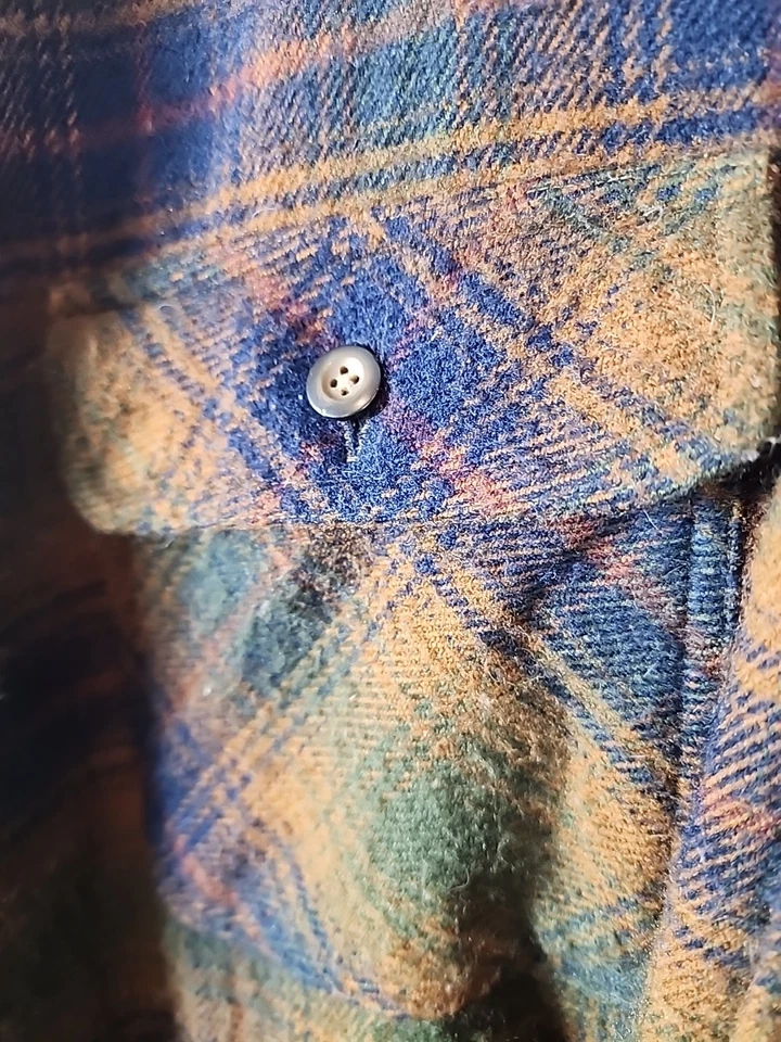 Camisa de franela con botones vintage estructura para hombre talla L tartán a cuadros suave al aire libre Foto 3 de 4