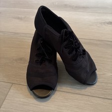 Capezio Jazz Dance Shoes Black canvas 7M US Womens Handmade ballroom