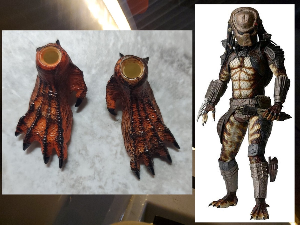 NECA 7 INCH SCALE PREDATOR 2 CITY HUNTER PREDATOR PAIR OF NECA 7 INCH SCALE PREDATOR 2 CITY HUNTER PREDATOR PAIR OF