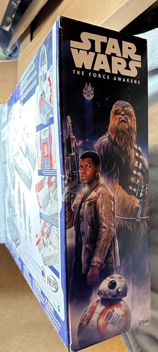 Hasbro グッズ スターウォーズ Star Wars The Force Awakens Battle Action Millennium Falcon