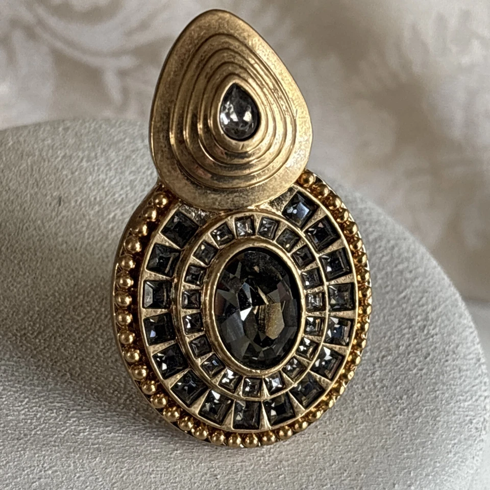 Anillo Lia Sophia Art Deco Talla 6 Tono Dorado Cepillado Declaración Firmado Raro Alfombra Roja Foto 2 de 4