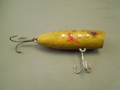 artifact fishing lure Vintage Folk Art Lures and Tackle by Jeff Kieny Over 700 color photos and fascinating text focused on vintage and contemporary folk art lures Whittling Folk-Art Style Fishing Lures