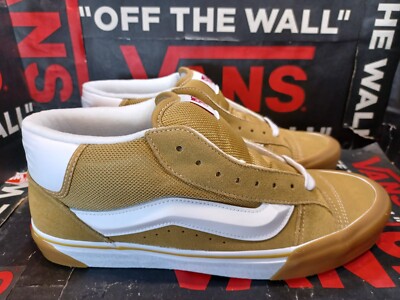 Vans Men's 11.5 Knu Skool Mid Khaki/Gum/White Suede Nylon VN000CQ95SM