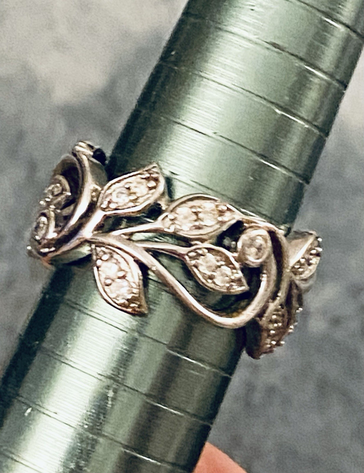 Vintage Vine & Leaf Pattern Signed Sterling Silve… - image 2