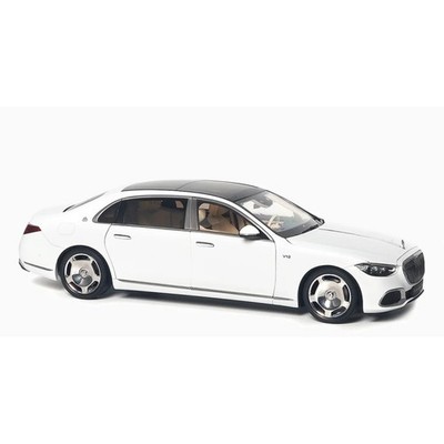 ALMOST REAL ALM820116 1:18 MERCEDES-MAYBACH-S-KLASSE 2021- DIAMOND WHITE