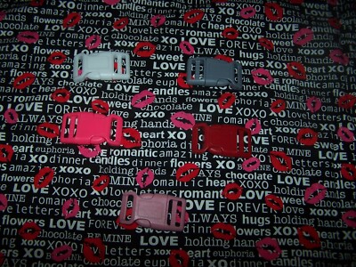 Wet Nose Designs True Love Dog Collar Valentines Day Lipstick Kiss COLOR Buckle