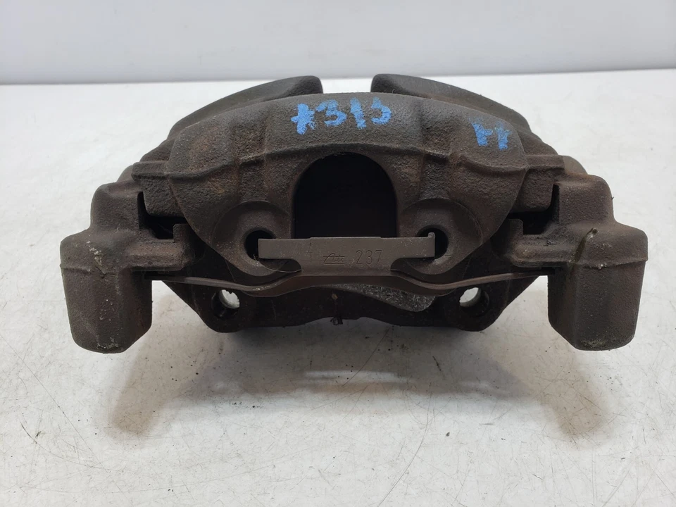 ✅ Pinza de freno delantera derecha del lado del pasajero Volkswagen Eurovan MV 1999-2001 OEM Foto 2 de 4