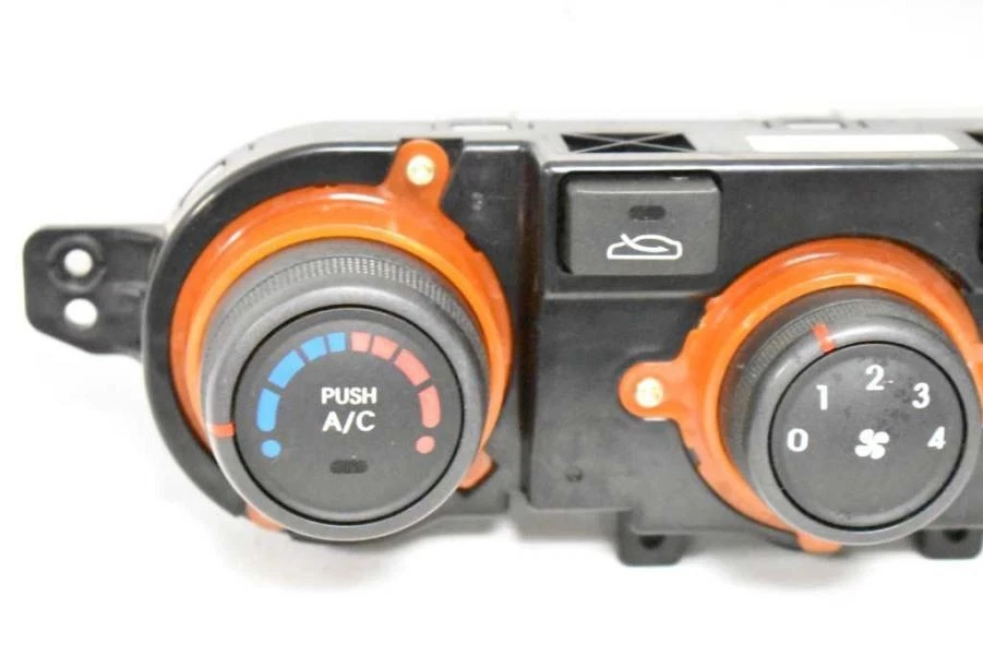 AC Temperature Control Climate Fits 09-10 MAGENTIS B1D17 - Image 3 of 4