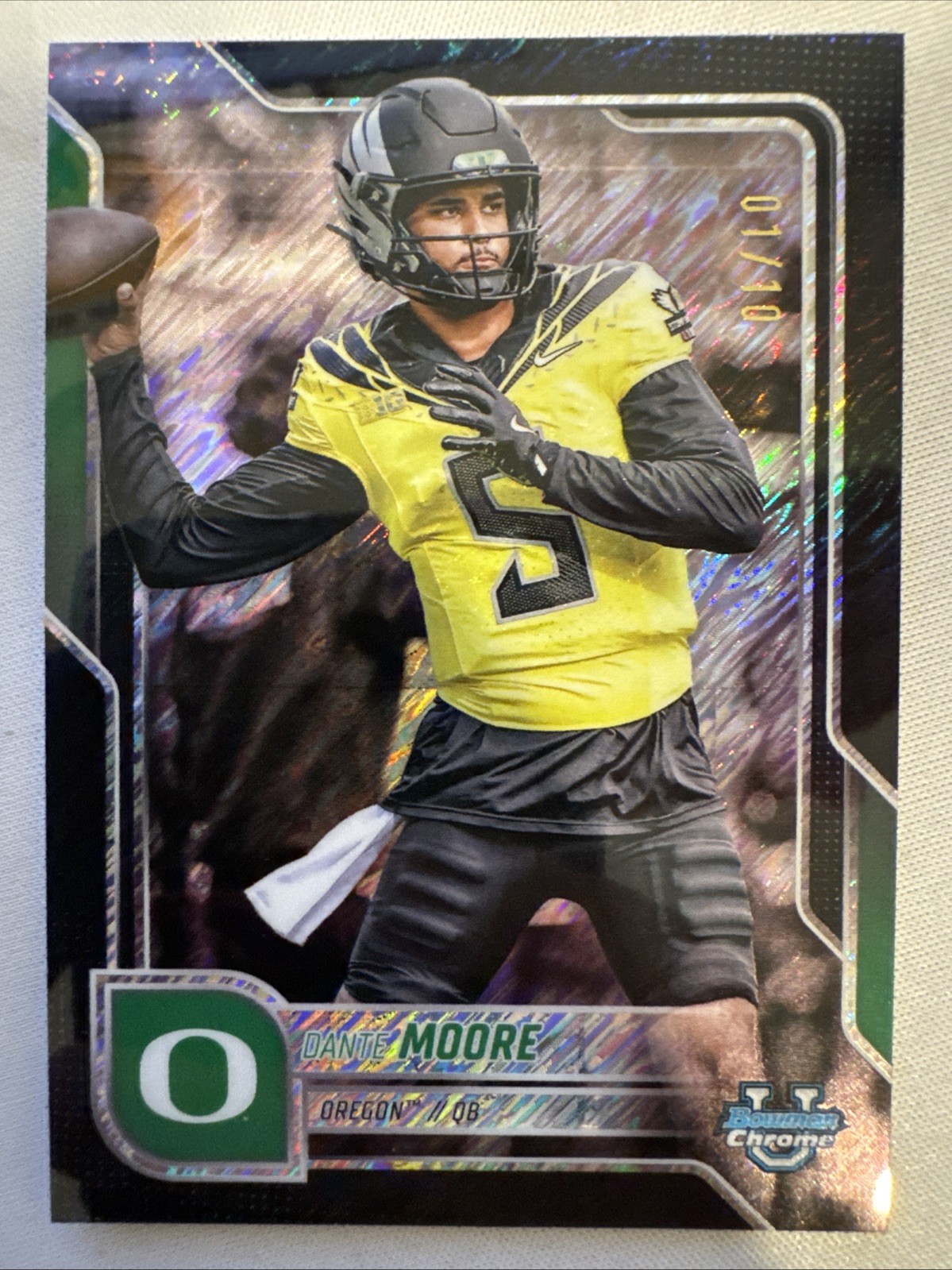 2025 Bowman Chrome University Black Shimmer /10 Dante Moore #137