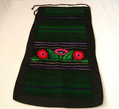 Vintage Ottoman style Balkans Ethnic Woolen Hand woven & Hand embroidered Apron - Picture 3 of 8