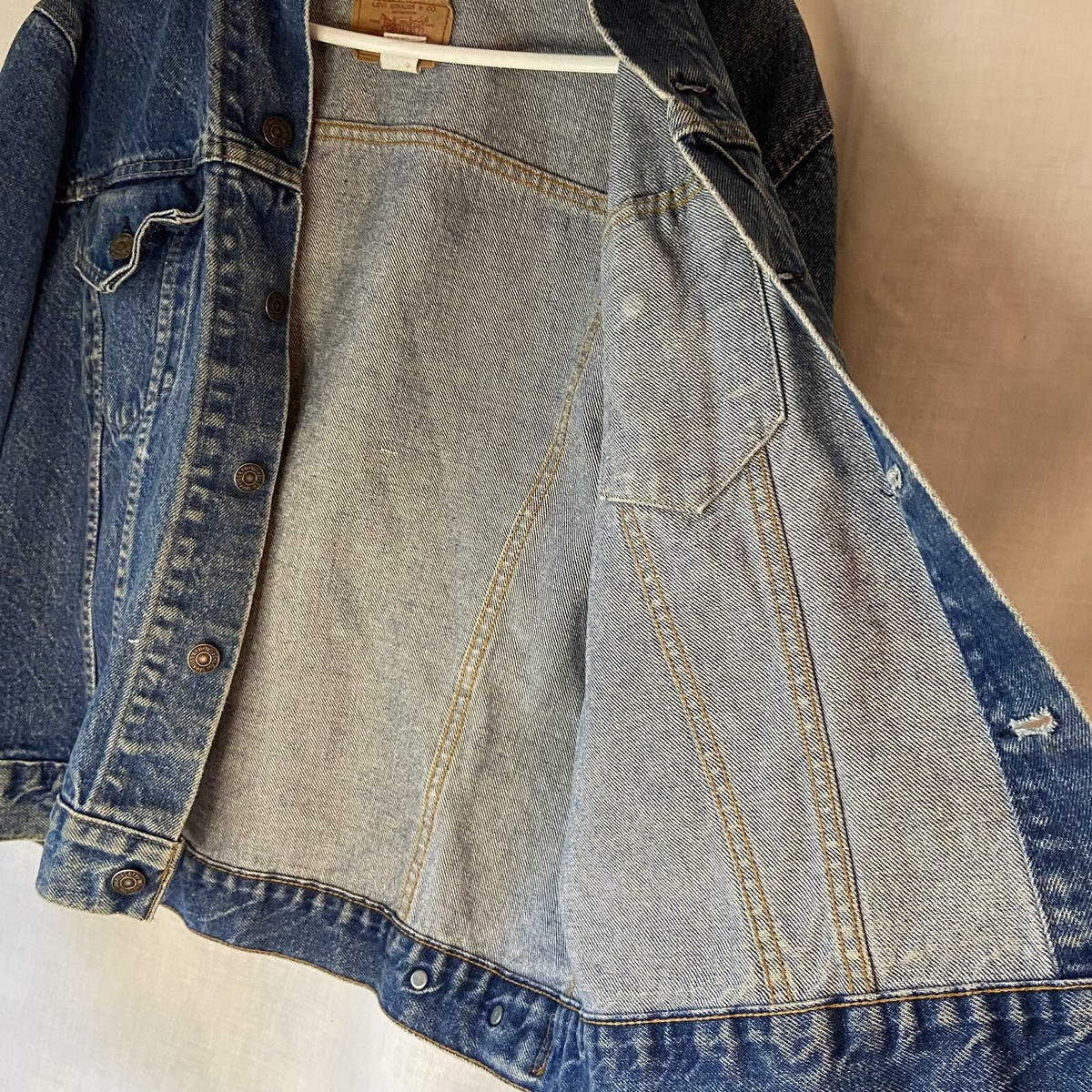 Vintage Levi's Trucker Jacket 70505 0217 Size 44 Made in USA