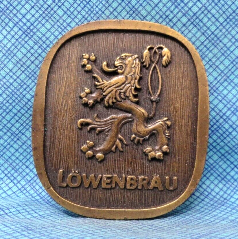 Vestido promocional Lowenbrau Beer cinto fivela Lion's Brew vintage anos 70 bergamota .TAZ166 - Imagem 2 de 4