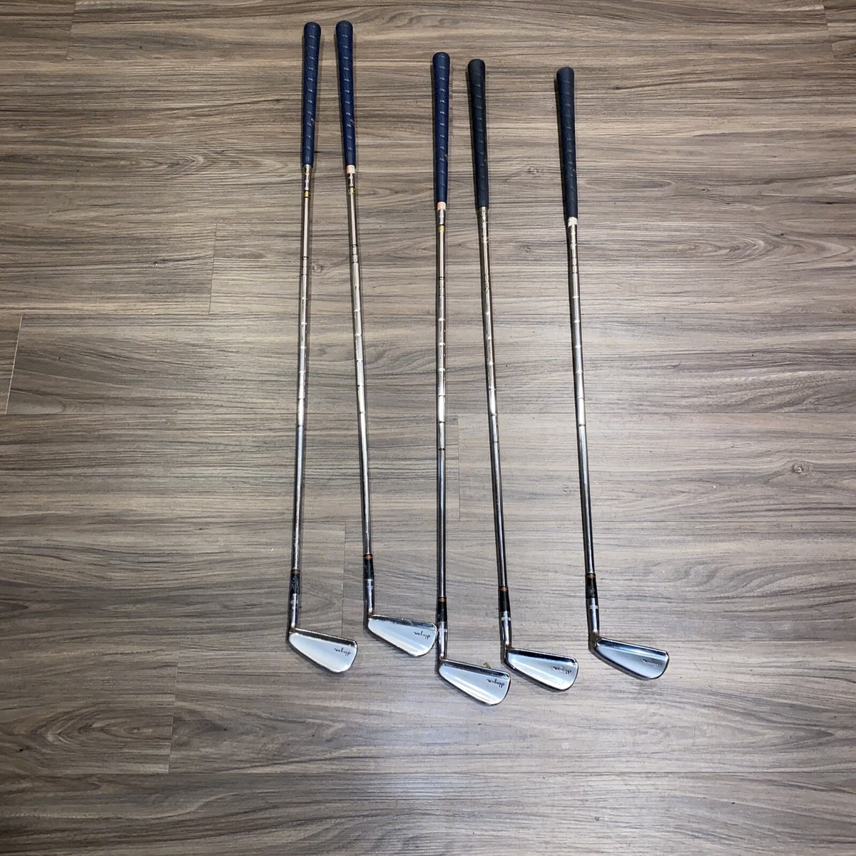 Ben Hogan Right Handed Golf Irons 3,4,5,7 & Equalizer | eBay display picture 1
