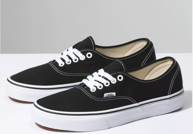 womens black and white authentic vans