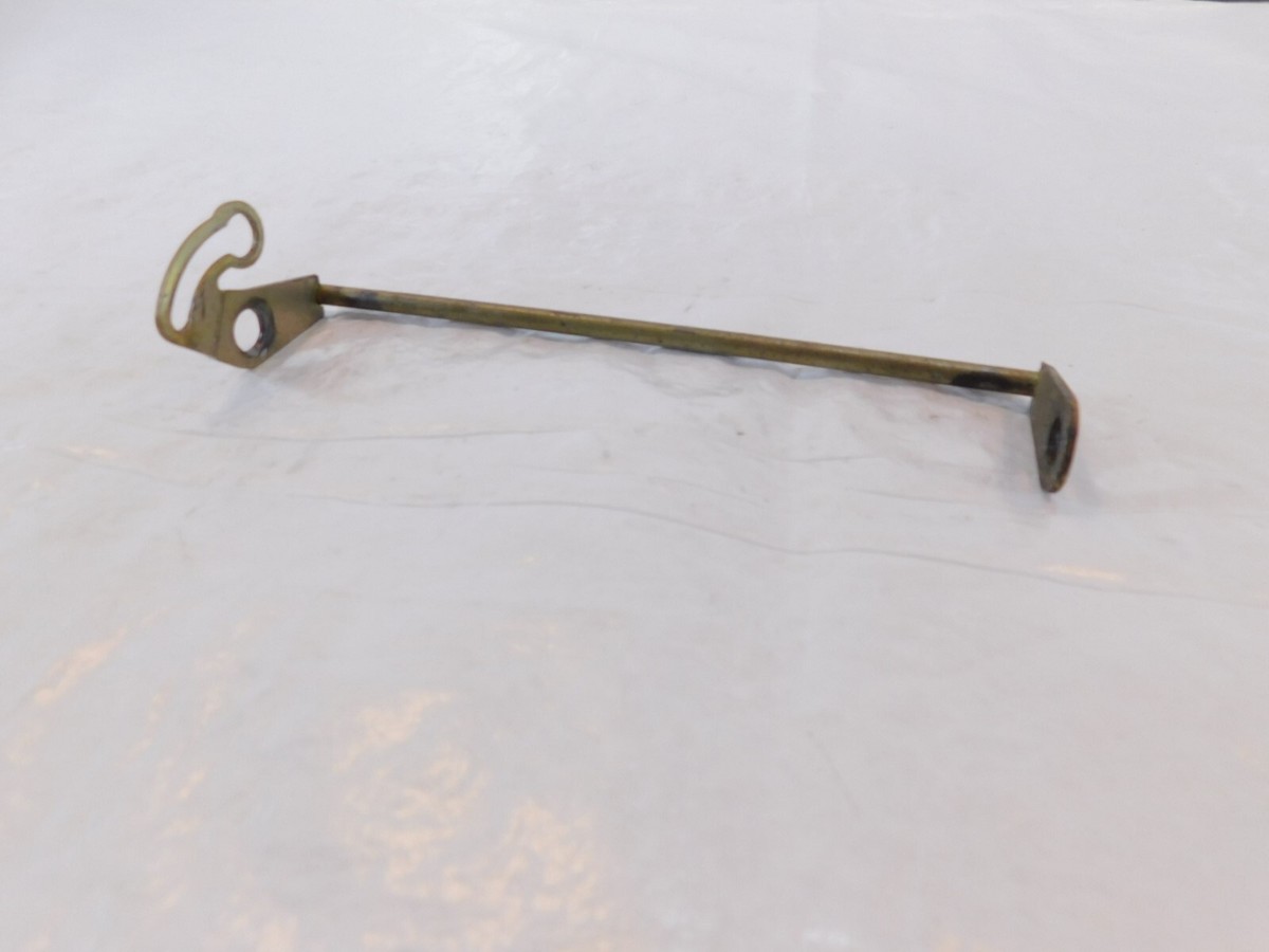 小物 GH 1990-1992 Kawasaki Ninja ZX-11 ZX1100 Rear Seat Latch Hook Bracket