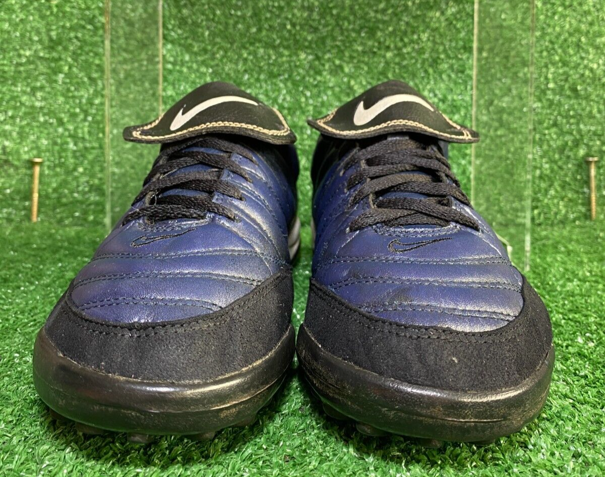 1998 Nike Air Brasilia TF IC Leather Legend 9.5 US Ronaldinho R10