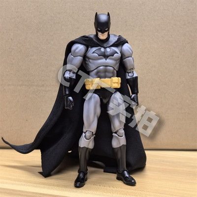 アメコミ MAFEX No.126 BATMAN HUSH BLACK Ver. e MAFEX No.126 Batman Hush Black Ver. Figure