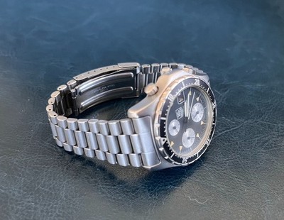 TAG Heuer 2000 Men's Quartz Chronograph Divers Watch - 273.006-1