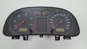 VW GOLF VII Variant BA5, BV5 Kombiinstrument 1J0920802G 1.90 Diesel 31238232