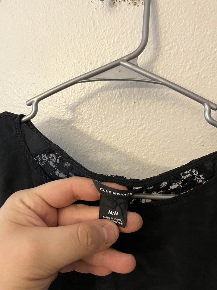 Blusa de seda negra Club Monaco para mujer talla mediana encaje caprichoso manga larga Foto 3 de 4