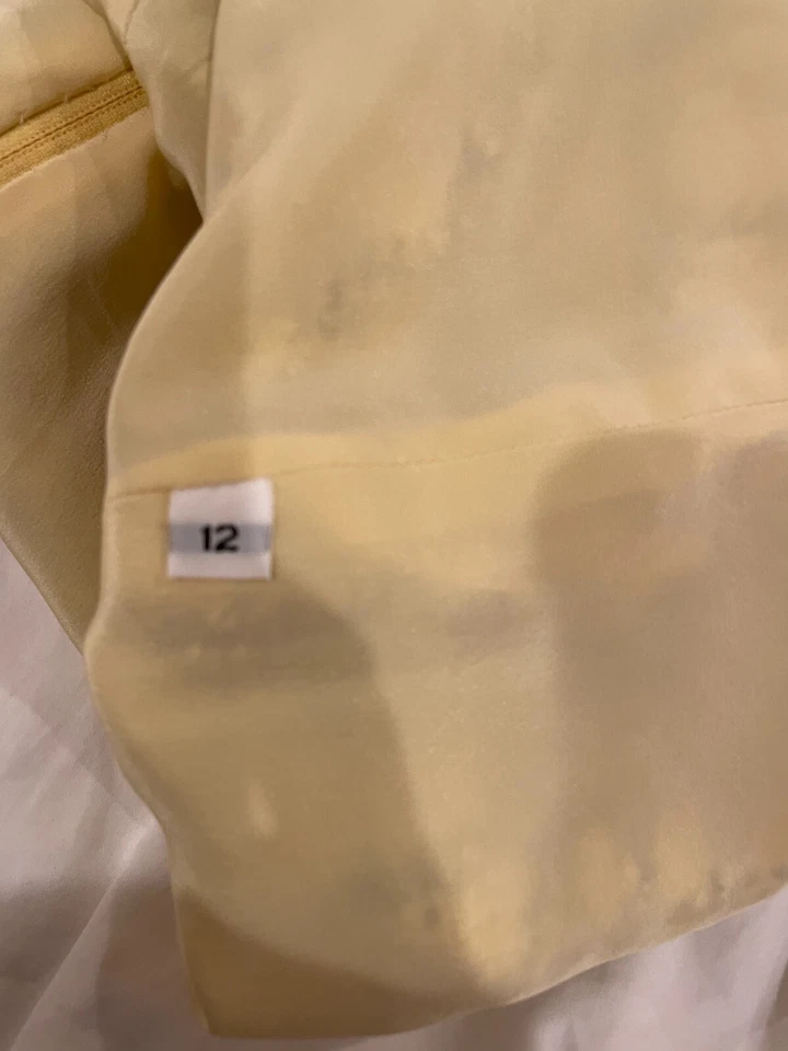 Vestido de cachemir y boucle Caroline Herrera Foto 4 de 4