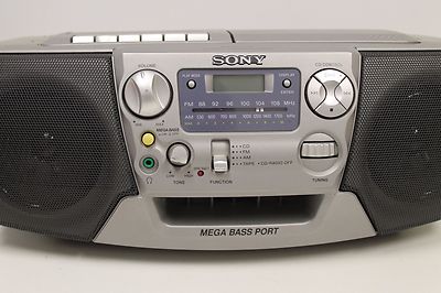 Vintage Sony CFD-V17 CD AM/FM Radio Cassette Recorder MEGA BASS