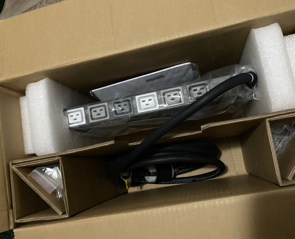 HP Modular 32A PDU Control Unit  Ext Bar Accessory Kit. - Image 2 of 4