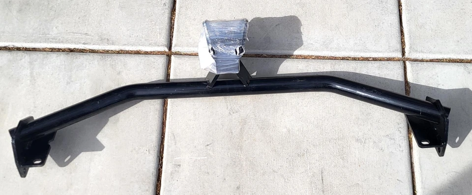 Draw-Tite 36572 Class 2 Trailer Hitch 1.25" Receiver for 2016-21 Hyundai Tucson Foto 3 de 4