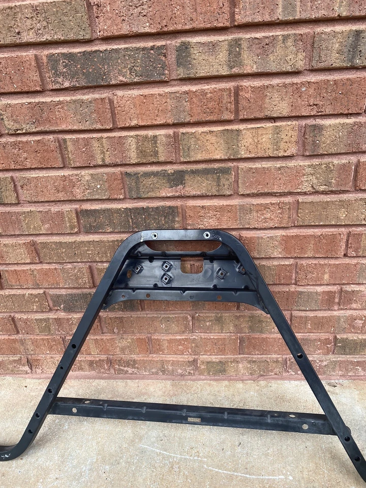 ЦЕНТРАЛЬНЫЙ КРОНШТЕЙН ПОДДЕРЖКИ РАДИАТОРА CADILLAC ЭСКАЛЕЙД ESV V8 2007-2009 LS (6379) 5A - Изображение 3 из 4