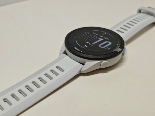 NEW Garmin Forerunner 165 Running AMOLED Display Mist Gray/Whitestone Smartwatch - Photo 4 sur 11