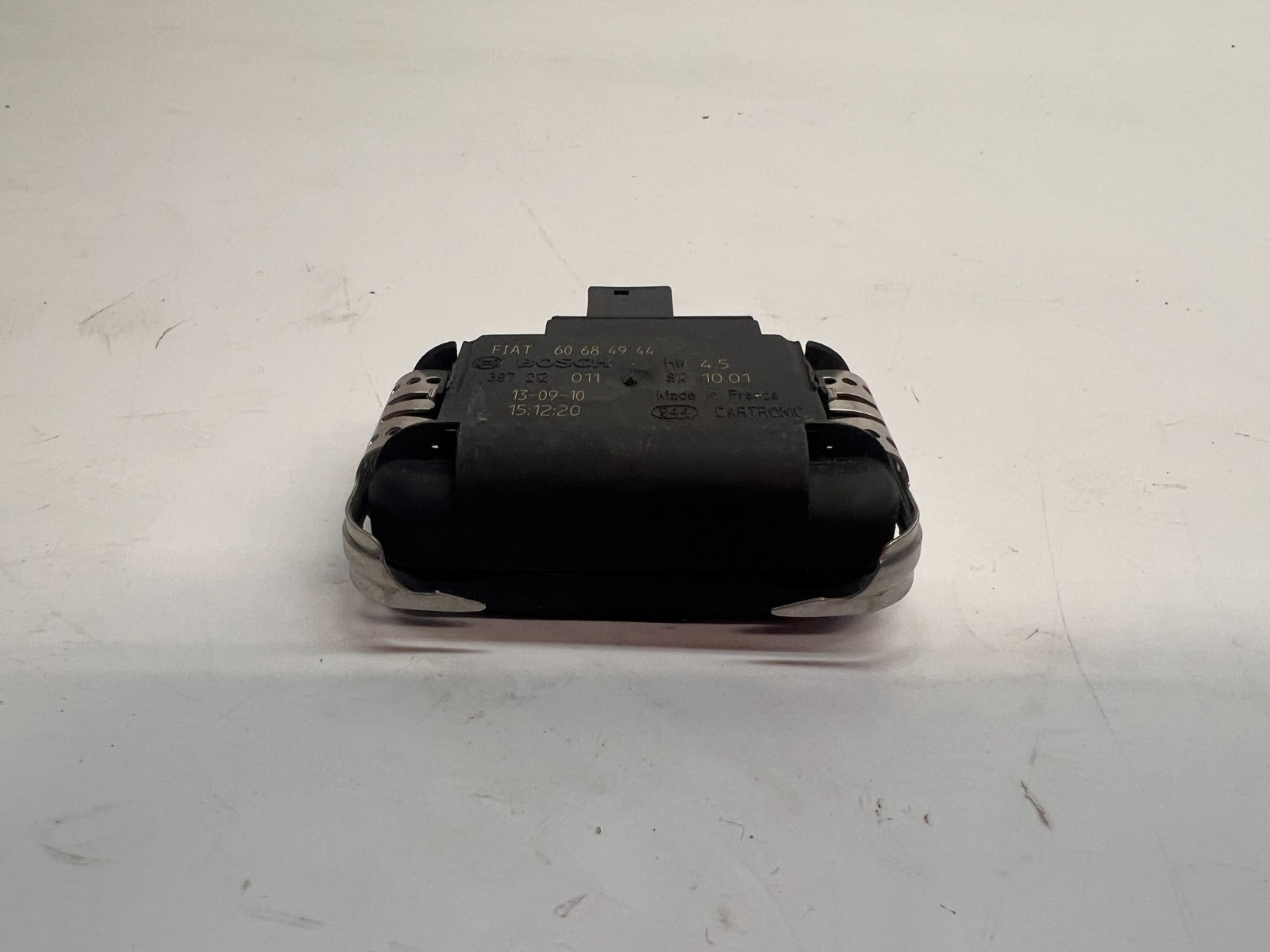 MCLAREN 650S WINDSHIELD RAIN SENSOR OEM 11M0464CP