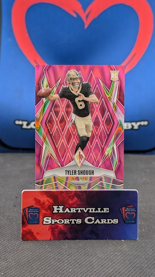 2025 Panini Phoenix Football - Tyler Shough #169 Pink Seismic /75 (RC)