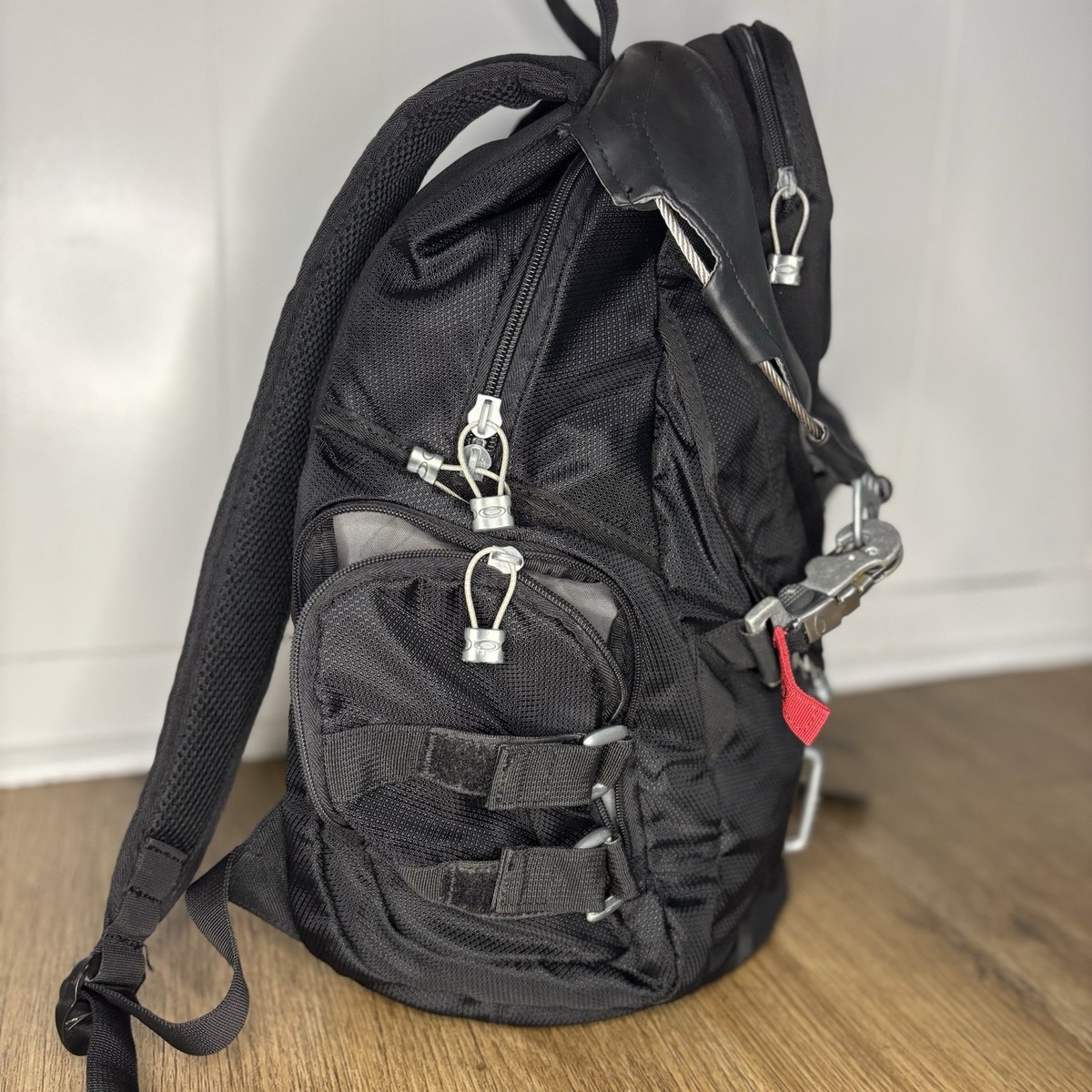 Vintage 2000's Oakley Field Tactical Kitchen Sink Backpack 3X