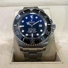 Rolex Deepsea Sea-Dweller D-Blue ‘James Cameron’ – 116660 – 2015 – Box & Papers