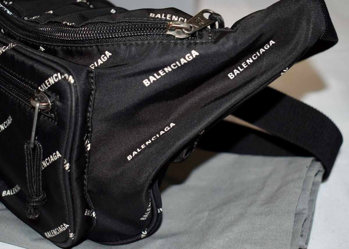 Balenciaga Black & White Logo Nylon Fanny Pack Waist BumBag Balenciaga Black & White Logo Nylon Fanny Pack Waist BumBag