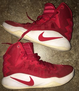 nike air zoom hyperdunk