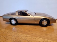 VERY NICE GOLD 1986 CHEVROLET CORVETTE   PROMO CAR