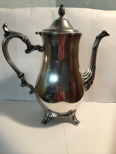 1976 Oneida Silver Smiths Tea Set - Picture 7 of 9